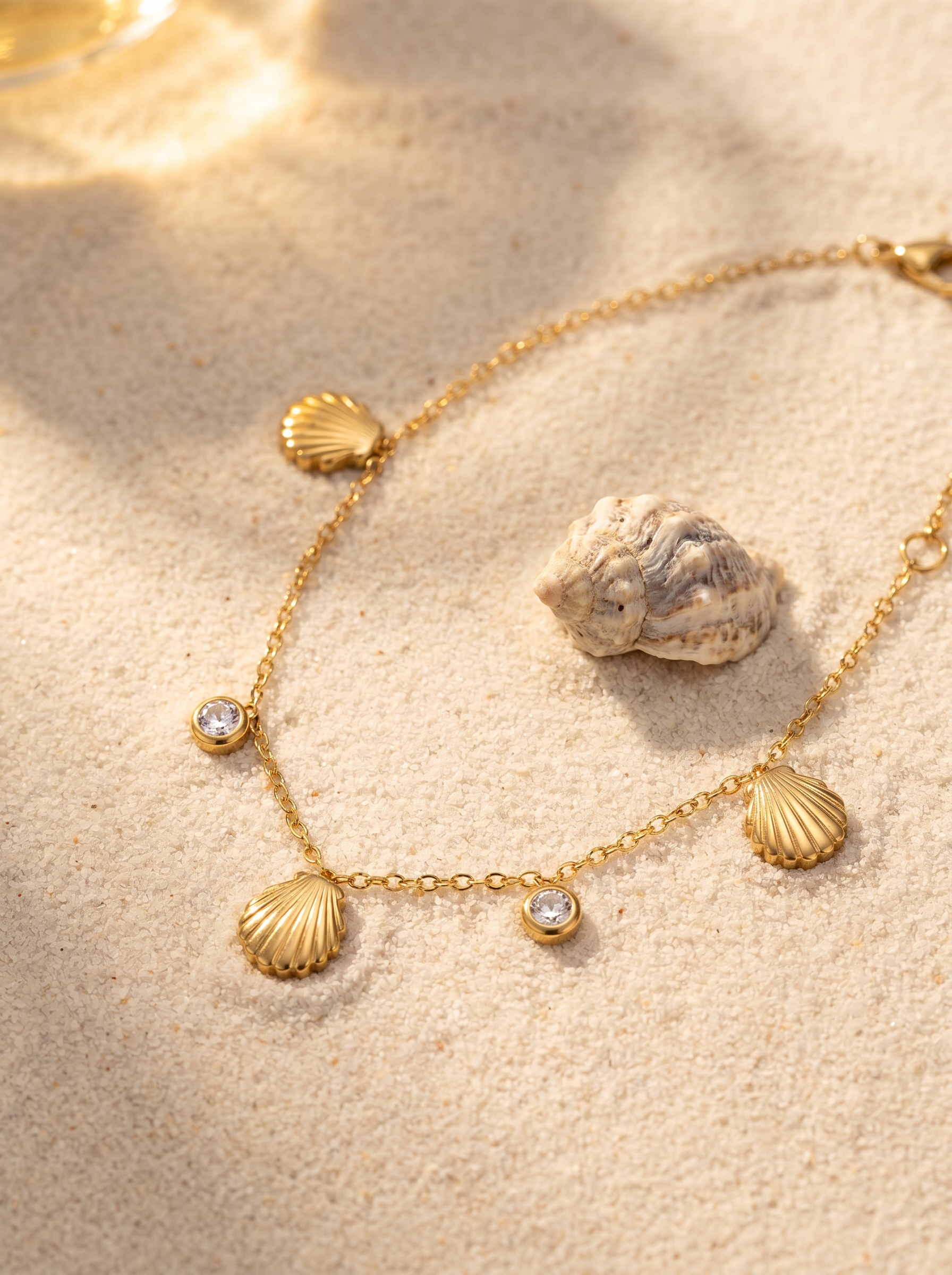 Huître — 18K Shell Pendant Necklace