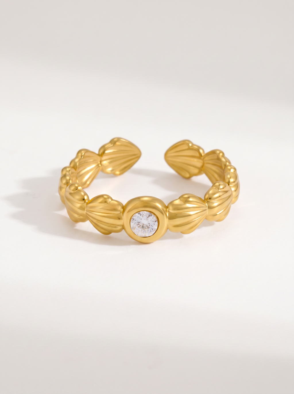 Vega — 18K Ocean Ring Collection