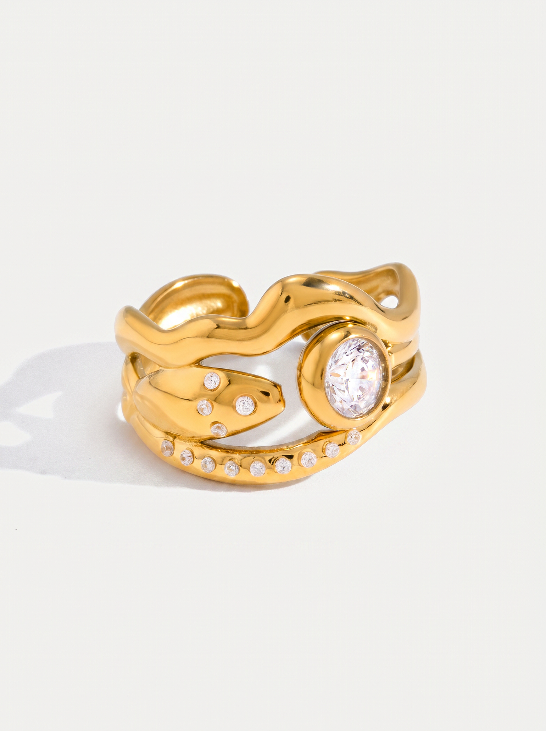 Vega — 18K Ocean Ring Collection