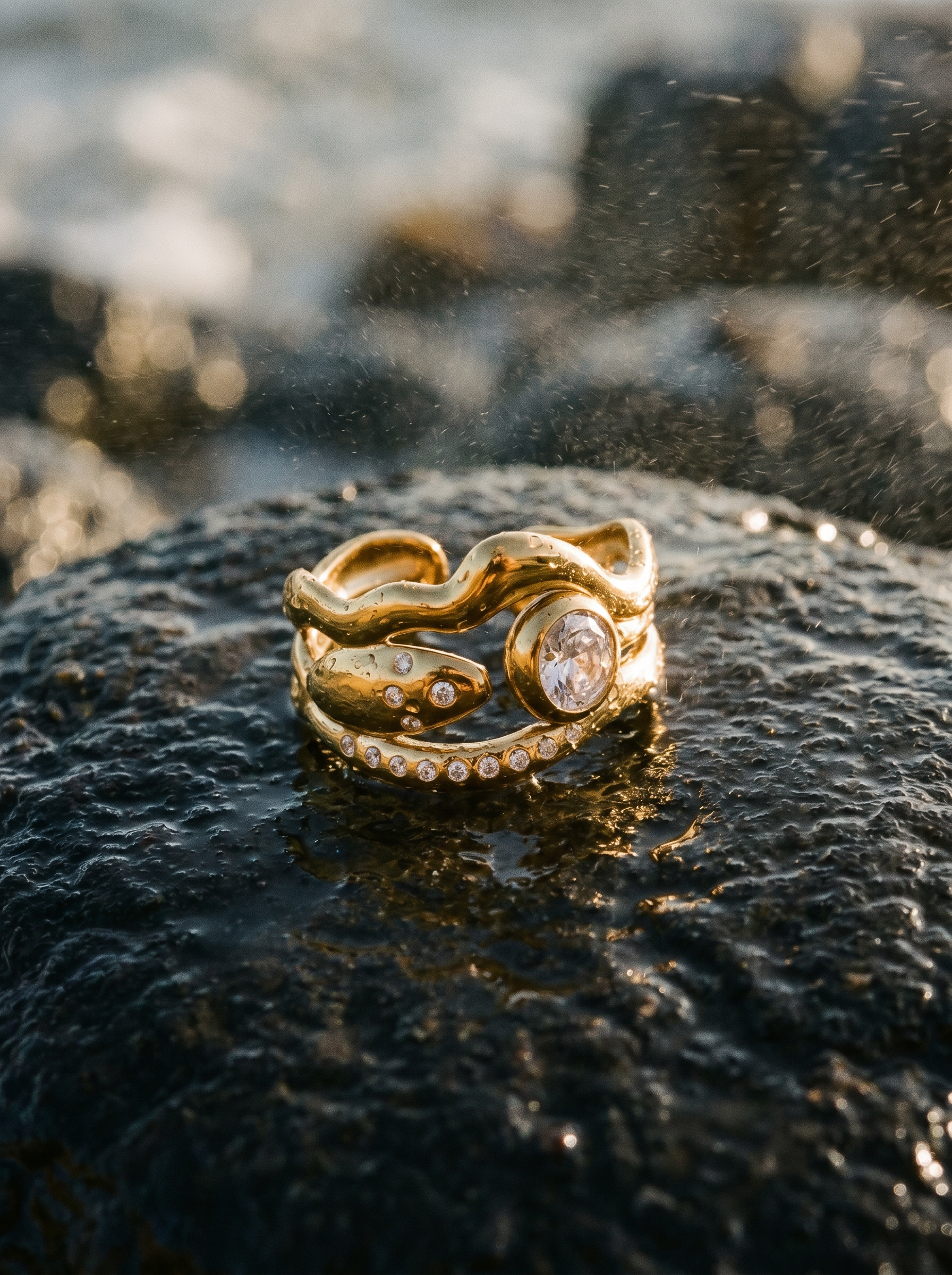 Vega — 18K Ocean Ring Collection