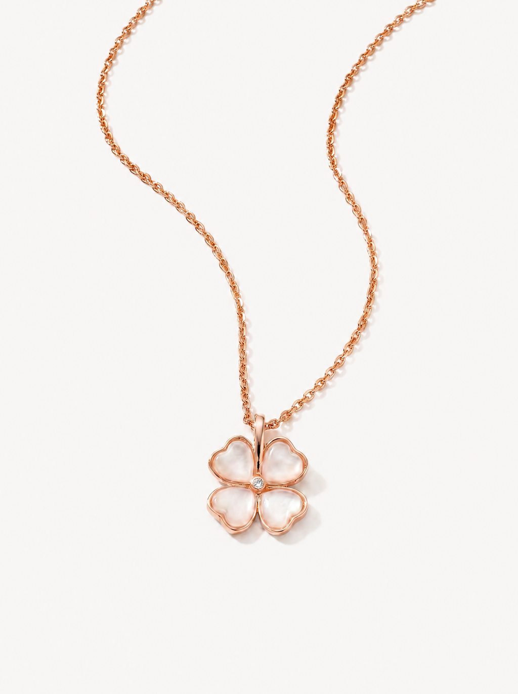 Trefle 18K cat eye clover necklace