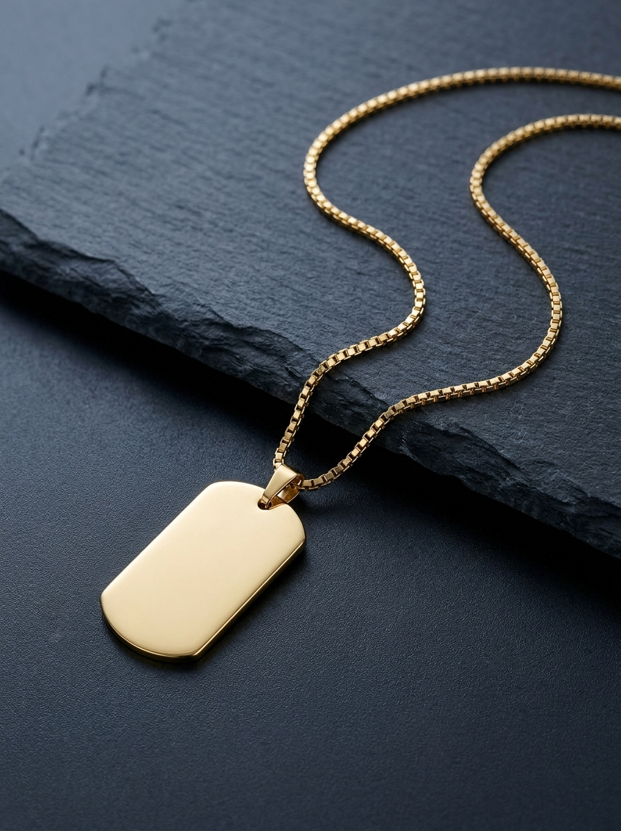 Médaille — 18K Gold Tag Necklace