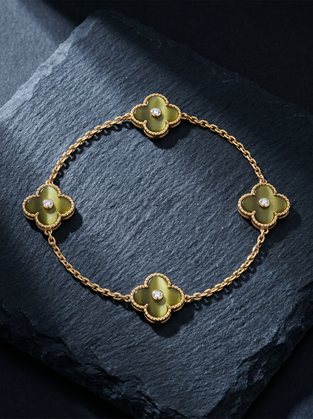 Olive — 18K Olive Clover Bracelet