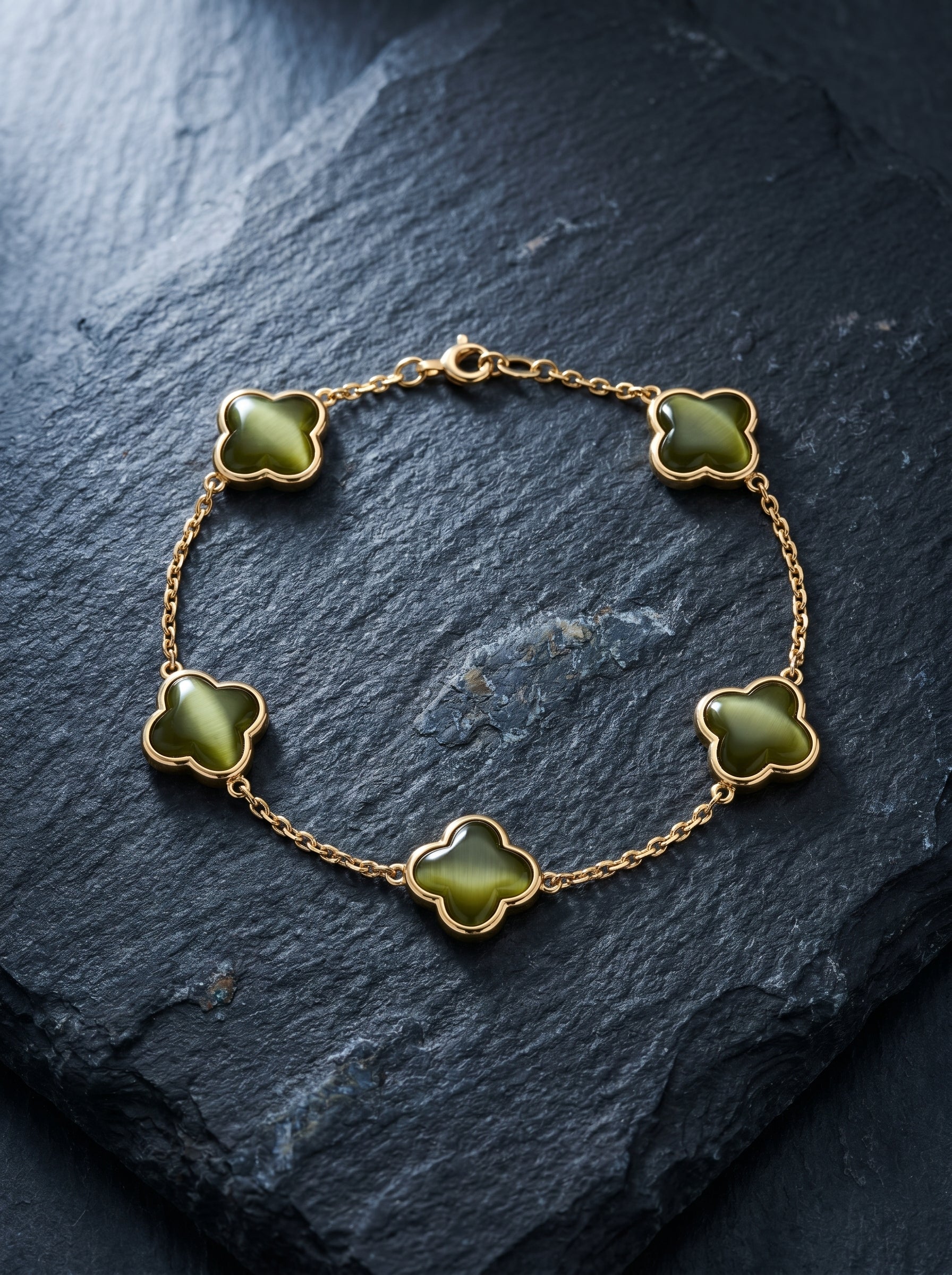 Olive — 18K Olive Clover Bracelet