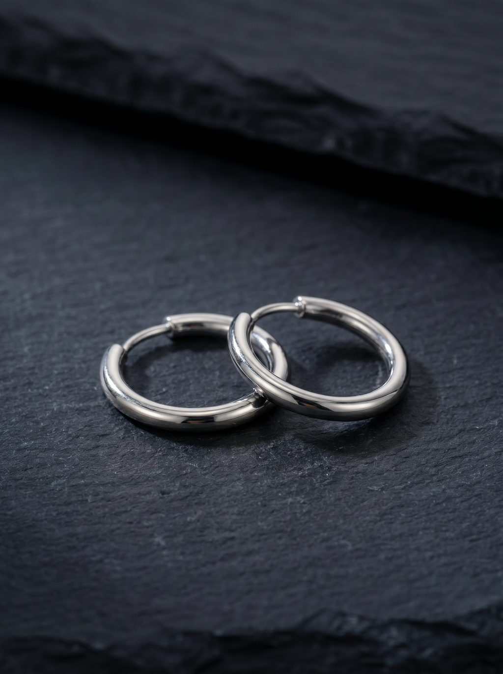 Givre Hoop — 18K White Hoop Earrings