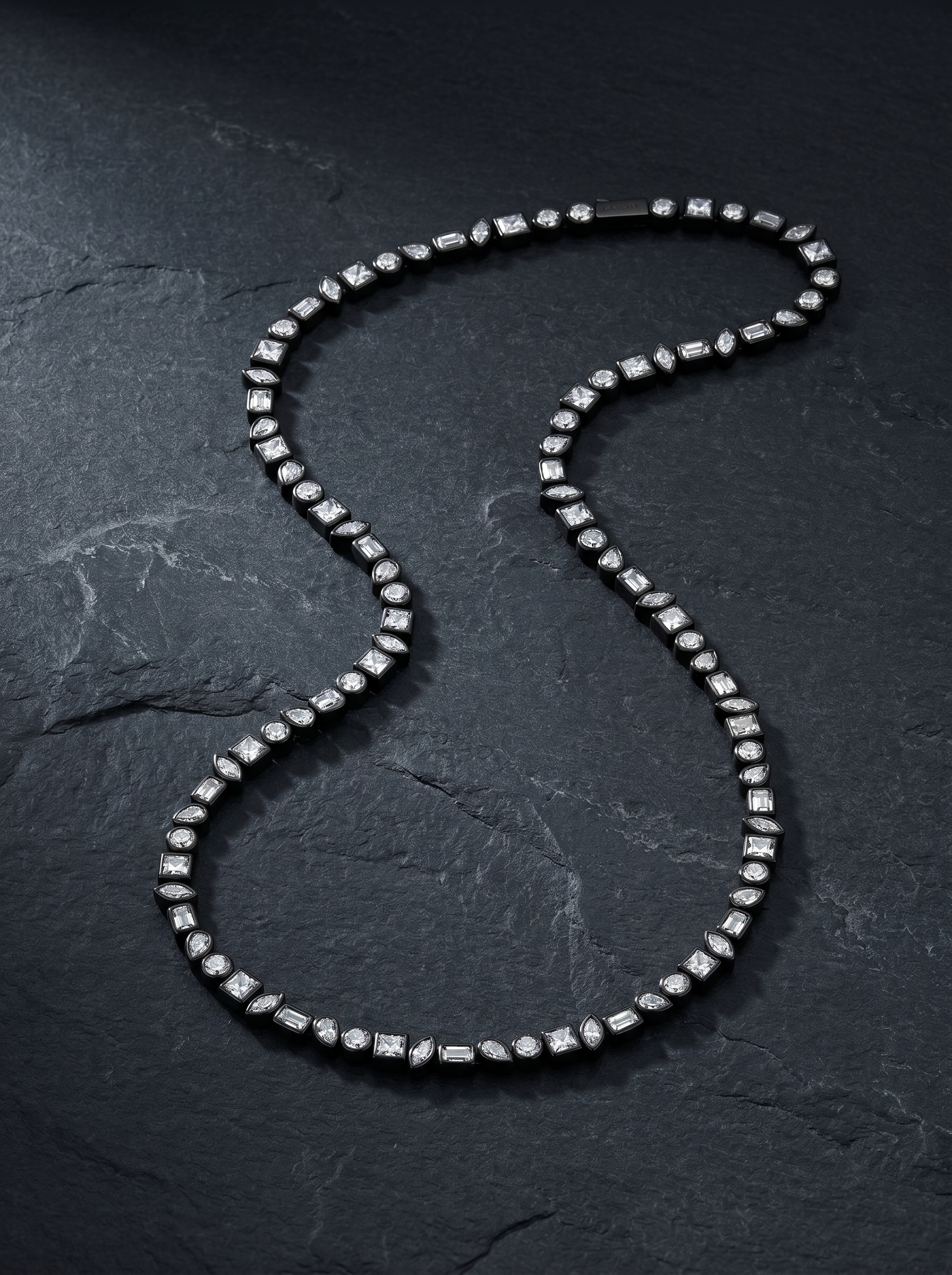 Suie — 18K Black Bezel Necklace
