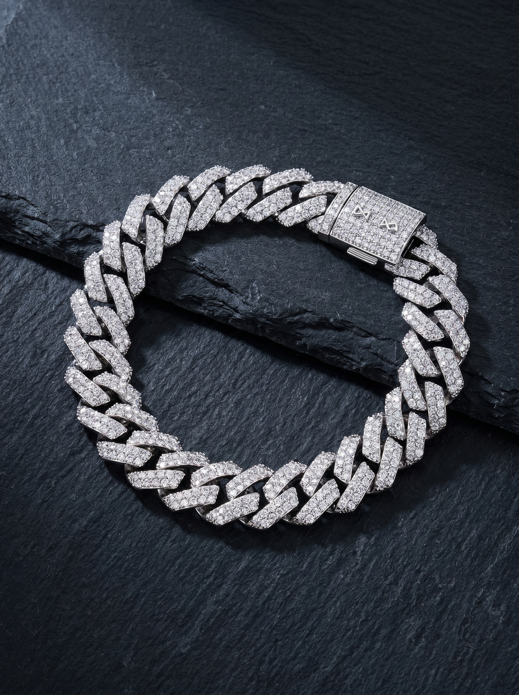 Cristal — 18K White Pavé Tennis Bracelet