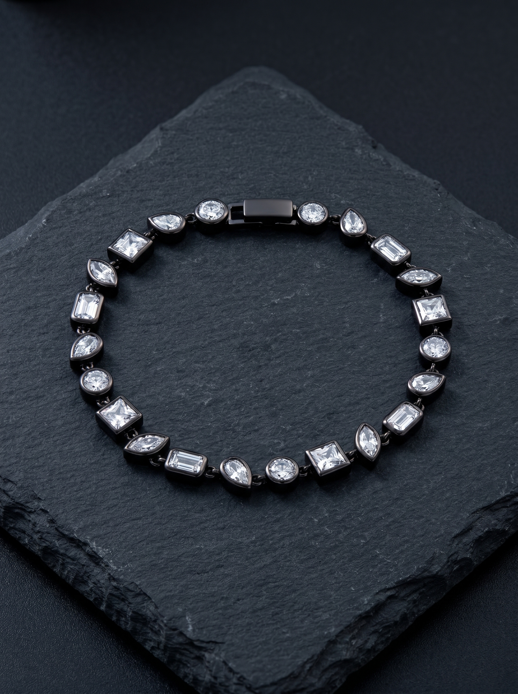 Galet Noir — 18K Black Bezel Bracelet