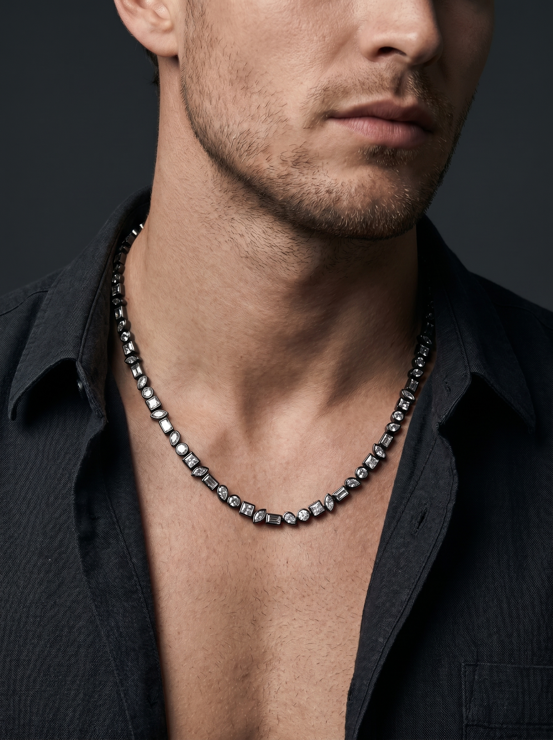 Suie — 18K Black Bezel Necklace