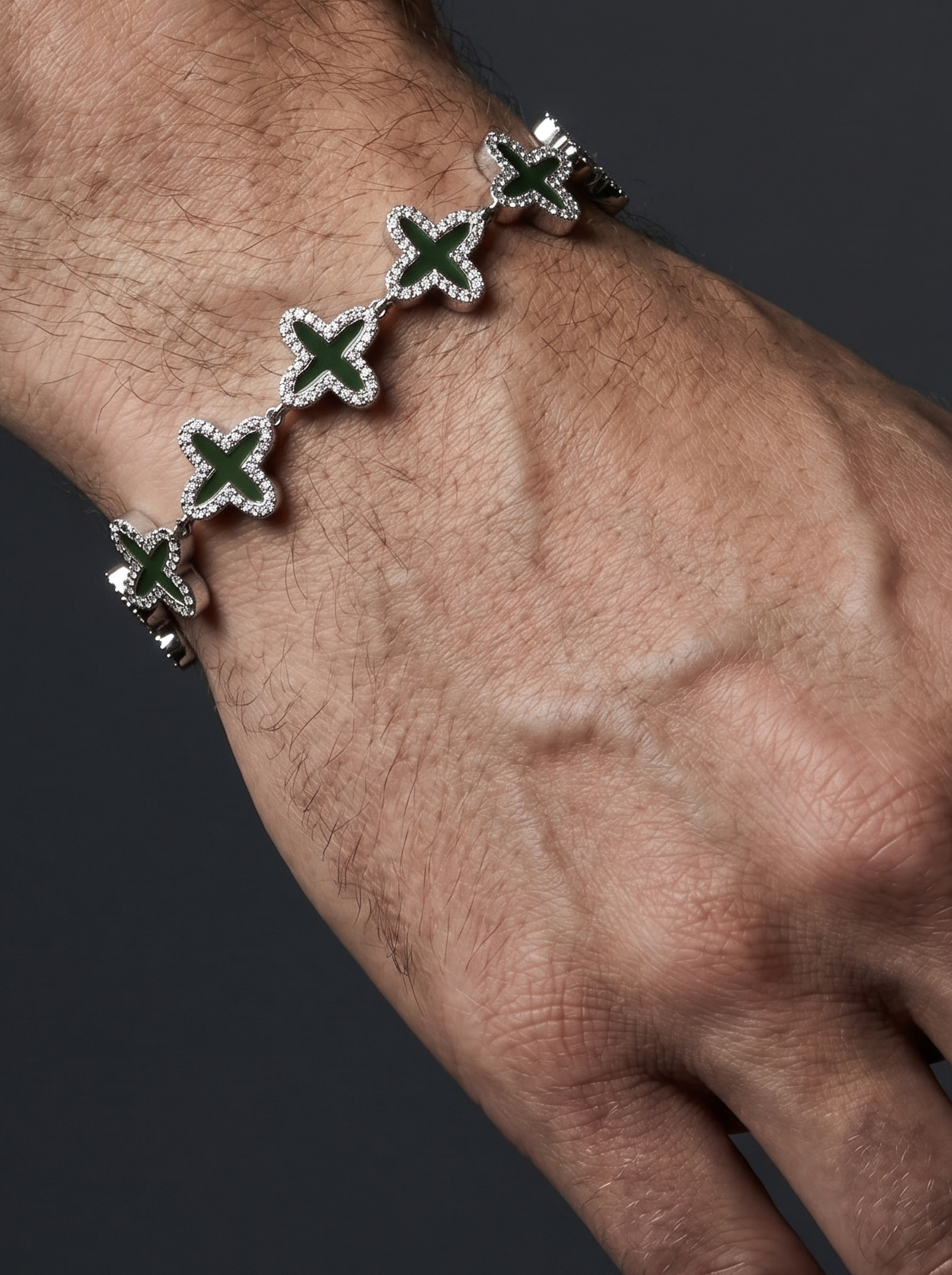 Olive — 18K Olive Clover Bracelet