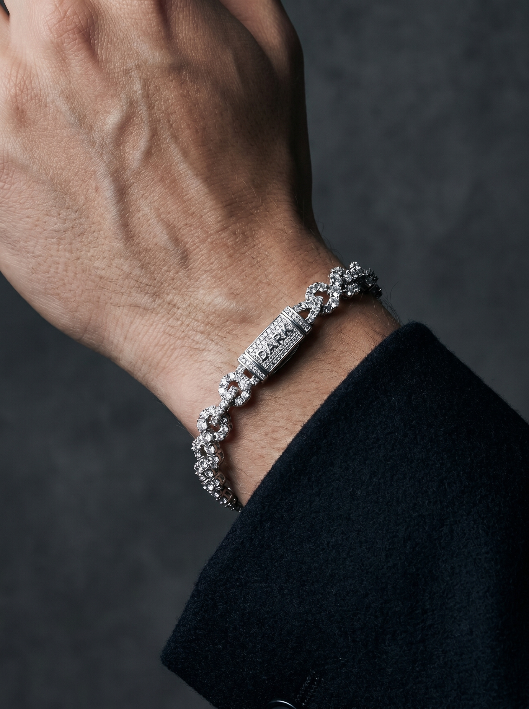 Infini — 18K Infinity Bracelet