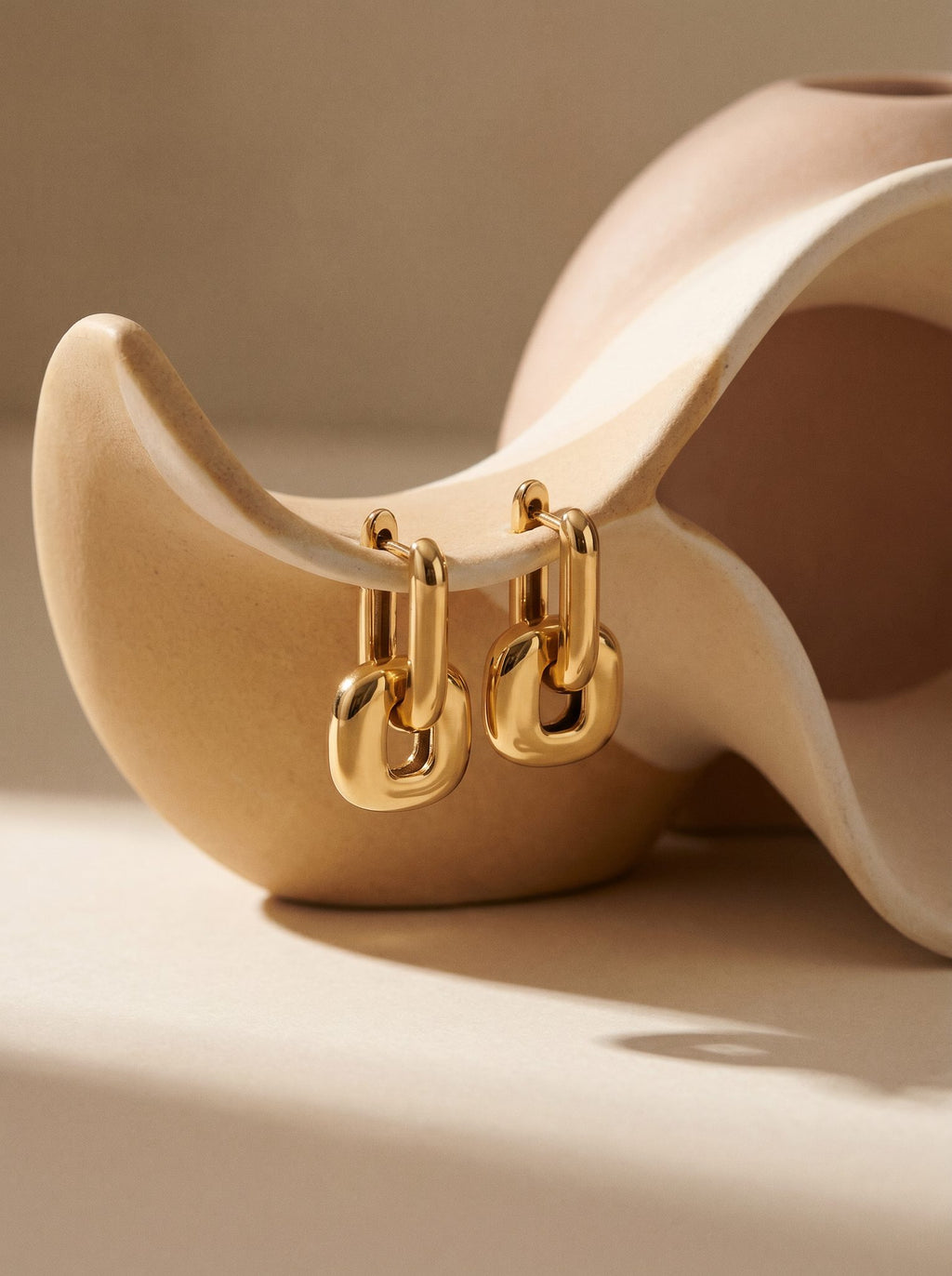 Vela — 18K Two-Tone Geometric Earrings